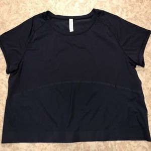 Lulu lemon workout shirt